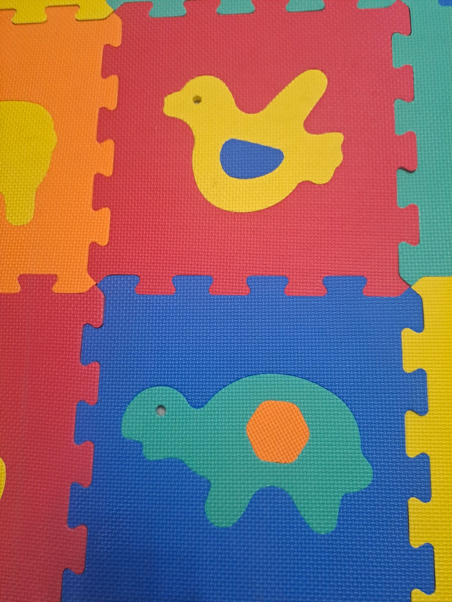 Mata dla dzieci puzzle zwierzęta