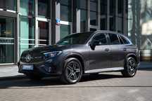 Mercedes-Benz GLC 220d 4-Matic 197KM / Pakiet AMG / Hak / Pakiet zimowy / Bezwypadkowy