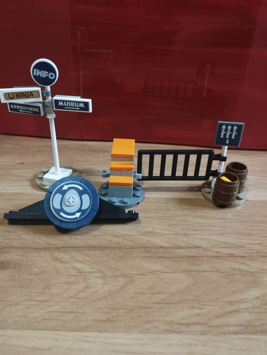 LEGO jurasic zestaw nr 75937