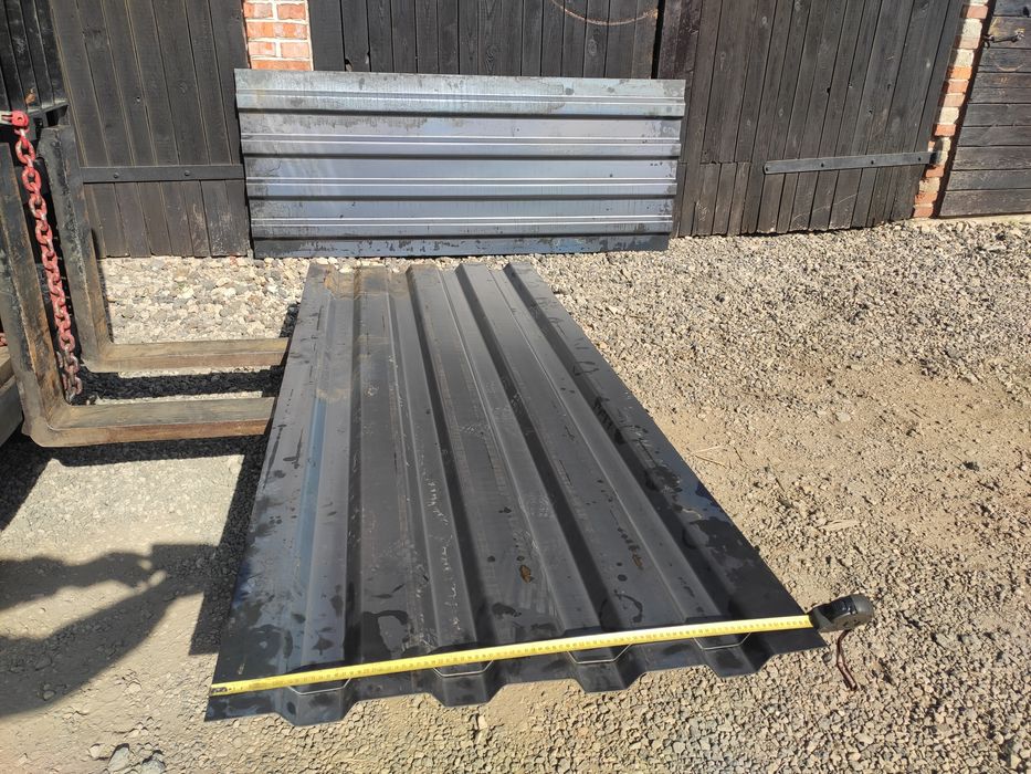 Blachy  burty nadstawki przyczepa rozrzutnik  zabudowa fasada Kontener