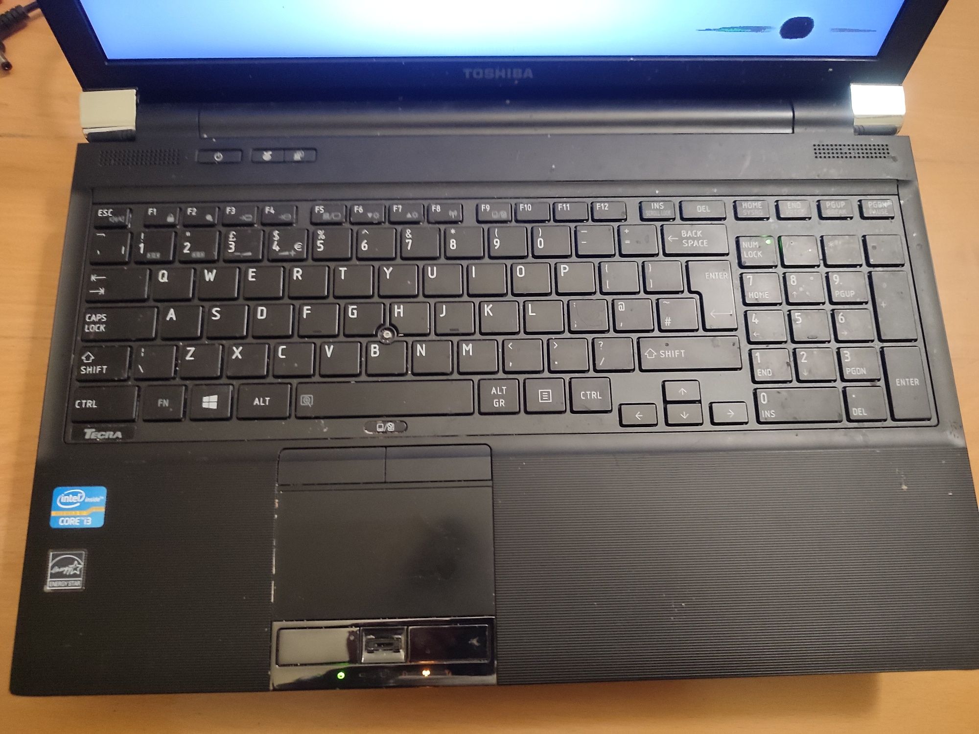 Laptop Toshiba tecra r950-1ek