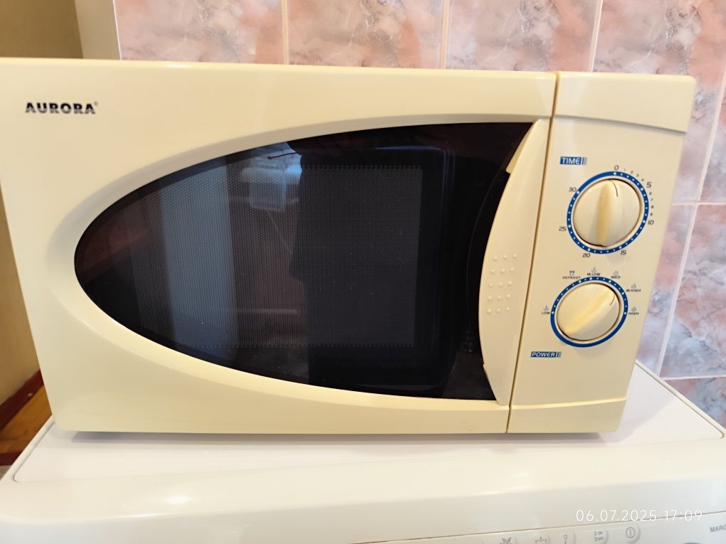 Продам микроволновку