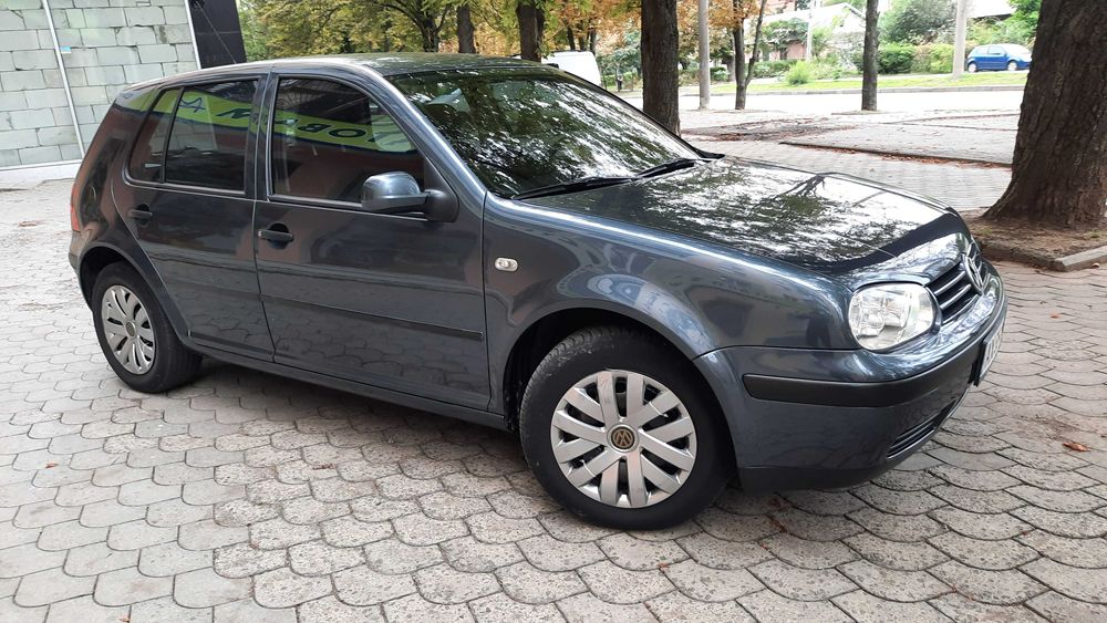 Volkswagen Golf 2001 р