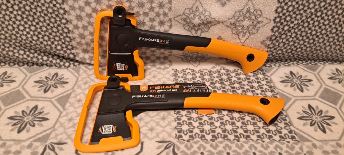 Nowa Siekiera Universalna Fiskars X14 ostrze XS