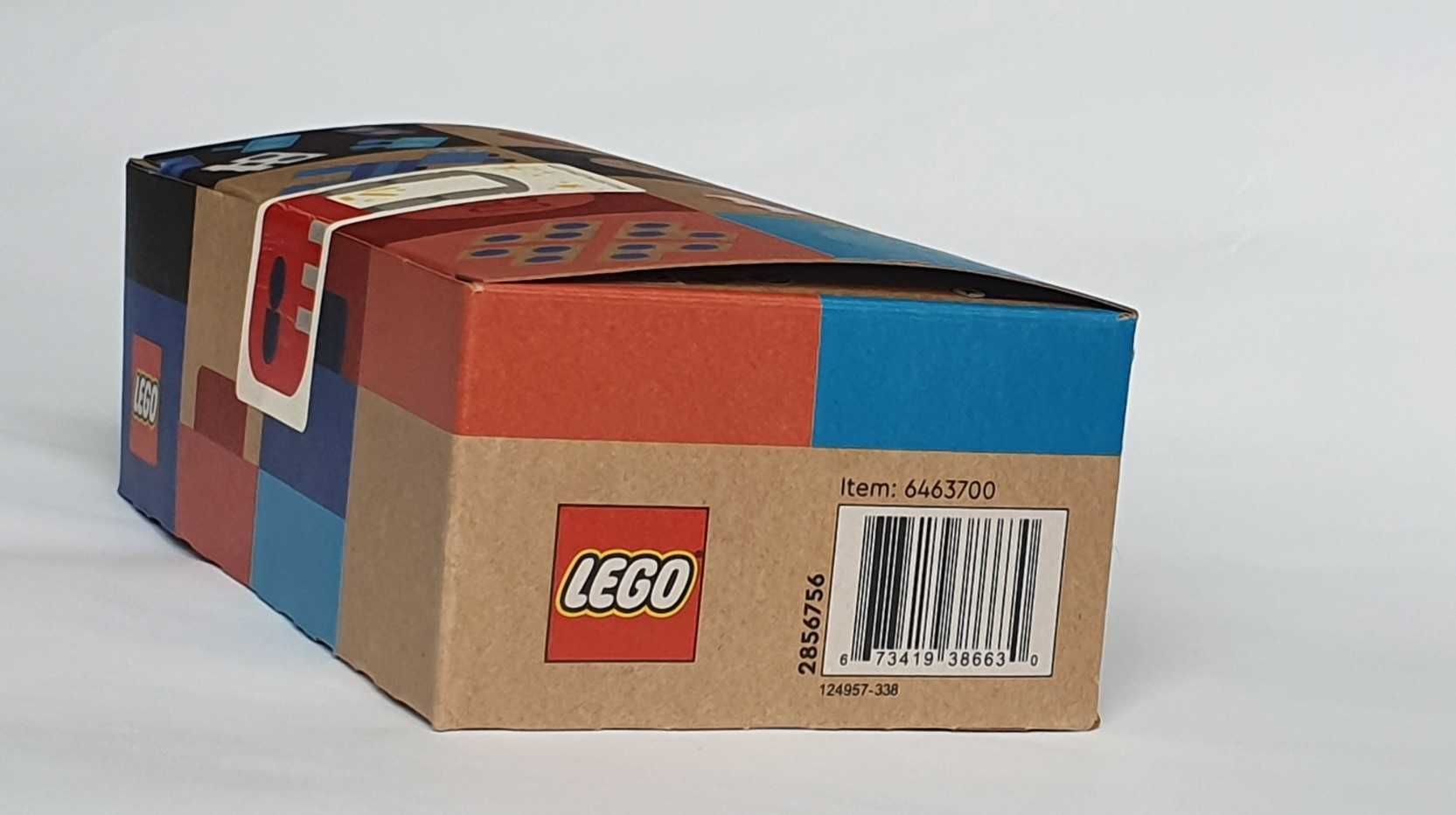 Pudełko klocków: brązowa palisada 1x2, LEGO 30136