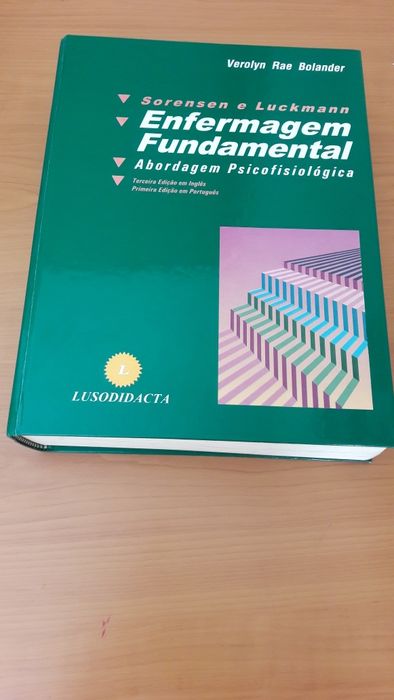 Livro Enfermagem Fundamental-Abordagem Psicofisiologica ( Bolander )