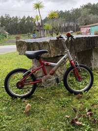 Bicicleta dos 2-4anos