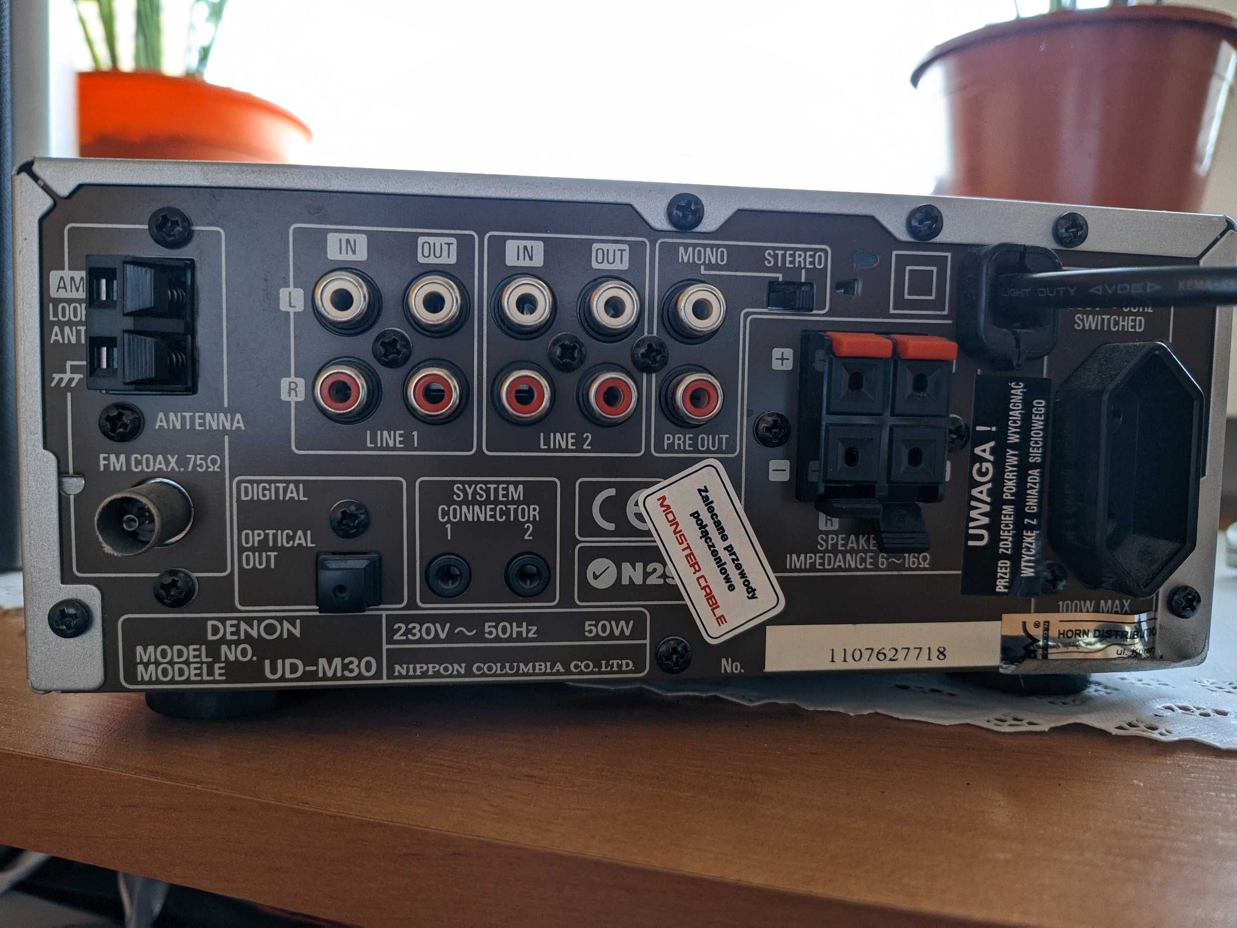 CD player Denon UD-M30 wraz z 2 głośnikami Denon SC-35