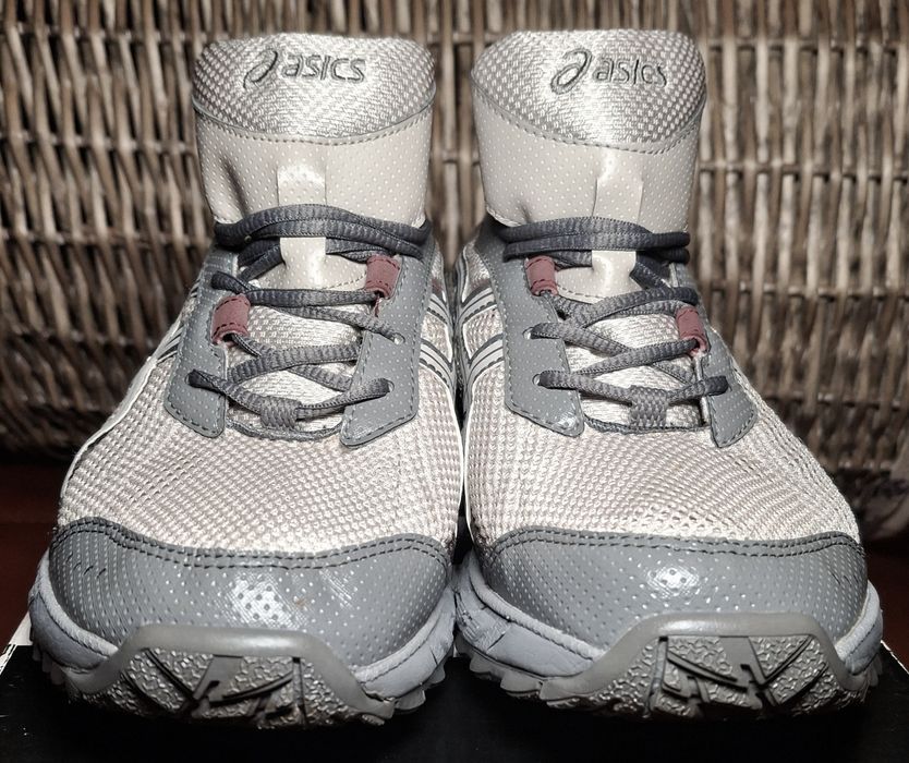 Красовки ASICS GEL-Track.US8,5