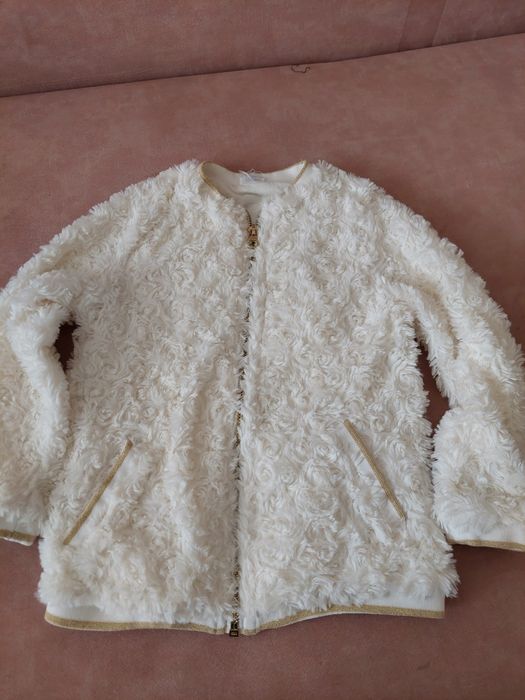 Sweter dziewczęcy ecru 104