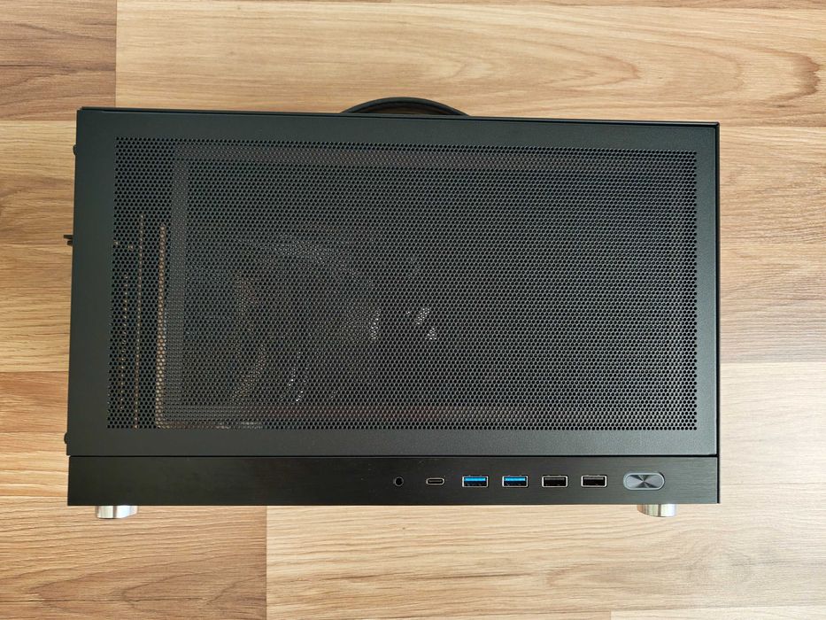 Obudowa SSF model S400 (Mini ITX), chłodzenie, zasilacz.