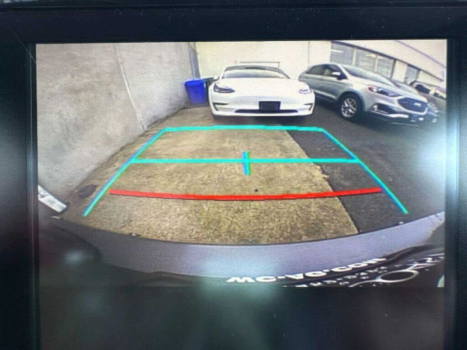 Toyota Prius Four Touring      2018