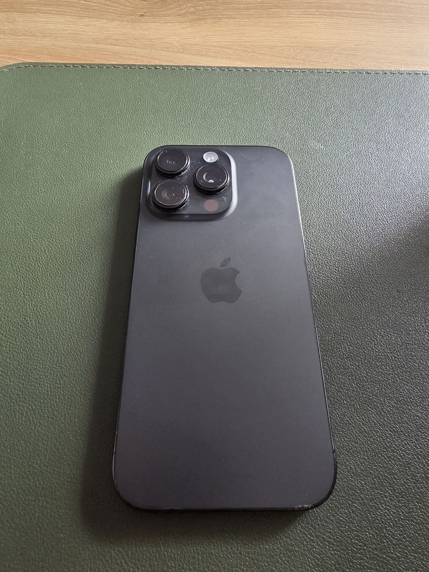 Iphone 16 pro 128gb czarny gwarancja