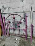 Cama de solteiro para menina - rosa com borboletas