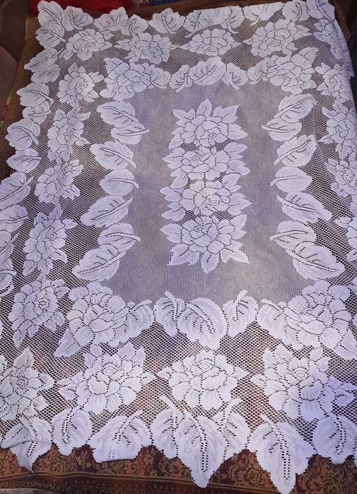 Красива скатерть .Италия.