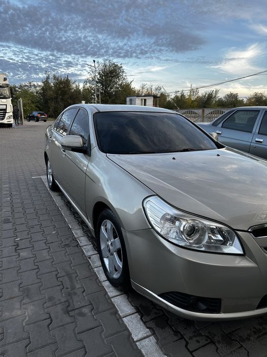Продам свою машину Chevrolet epica 2.0