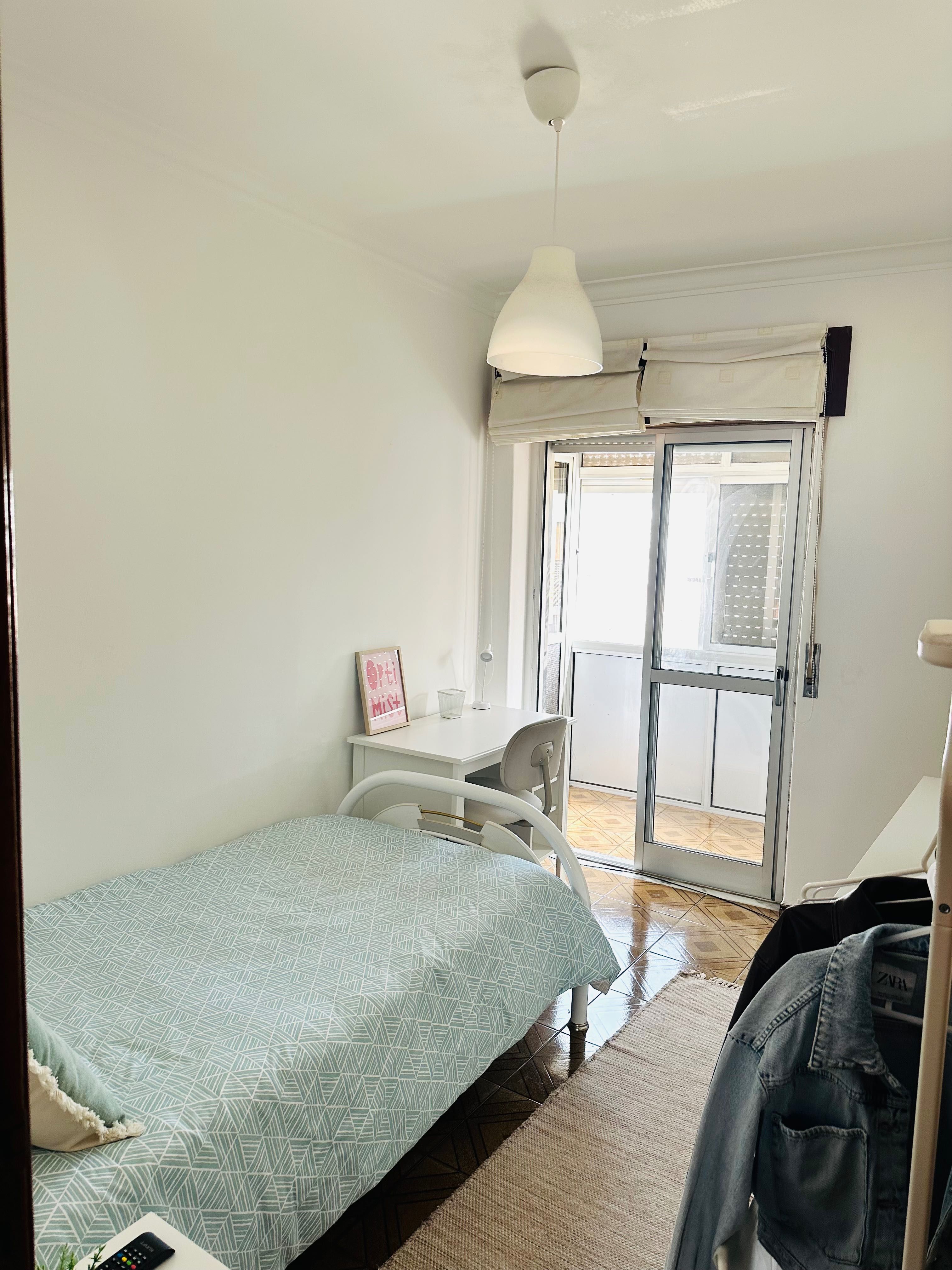 Quarto para arrendar, Alhandra