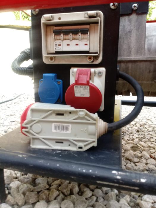 Agregat prądotwórczy 3- fazowy honda ze spawarką zintegrowaną