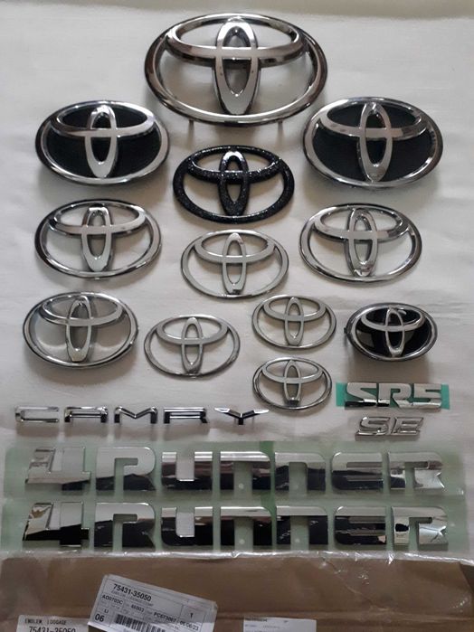 Эмблема значок TOYOTA Proace 2/Camry /Avensis T250 / Auris Оригинал