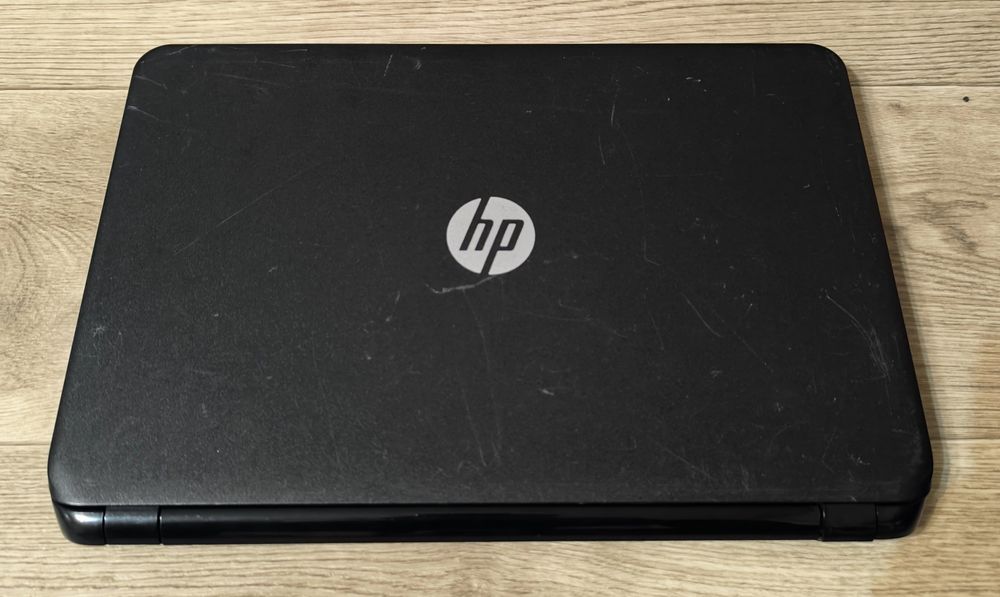 Продаю игровой ноутбук HP!