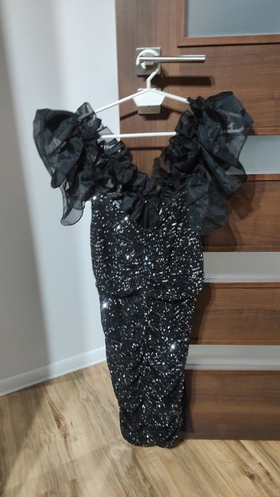 Elegancka sukienka m