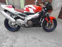 Motor Aprilia Tuono