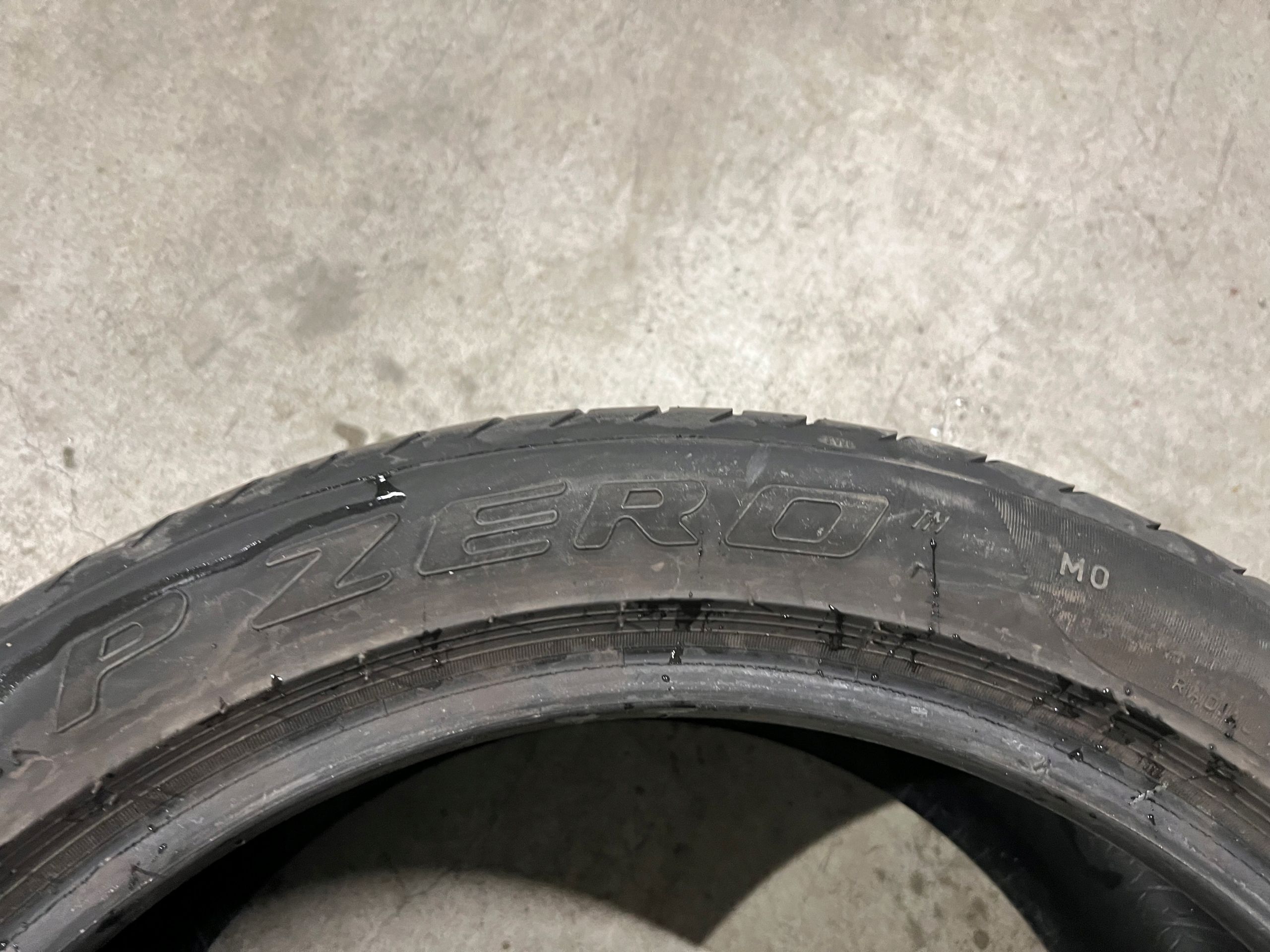 Opona Pirelli P Zero - 255/40/18