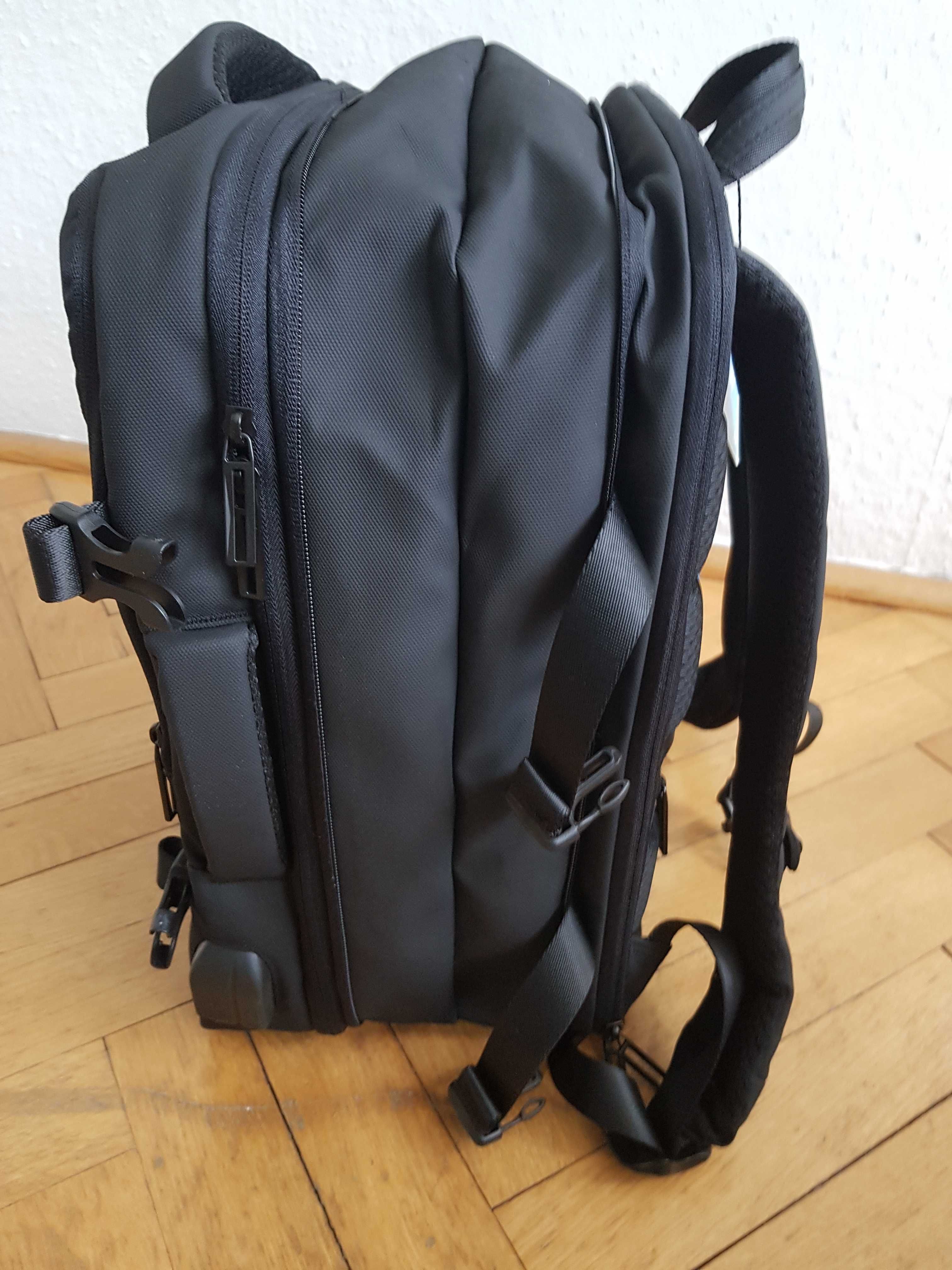 Plecak na laptopa 15,6 torba usb powiekszajacy nowy 22 lub 38L