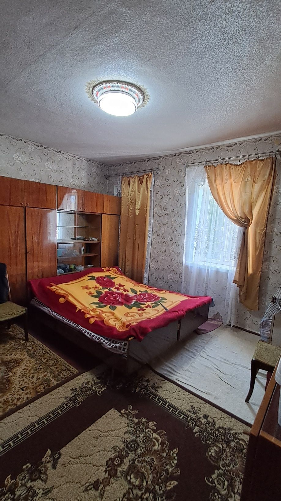 Продам добротний будинок