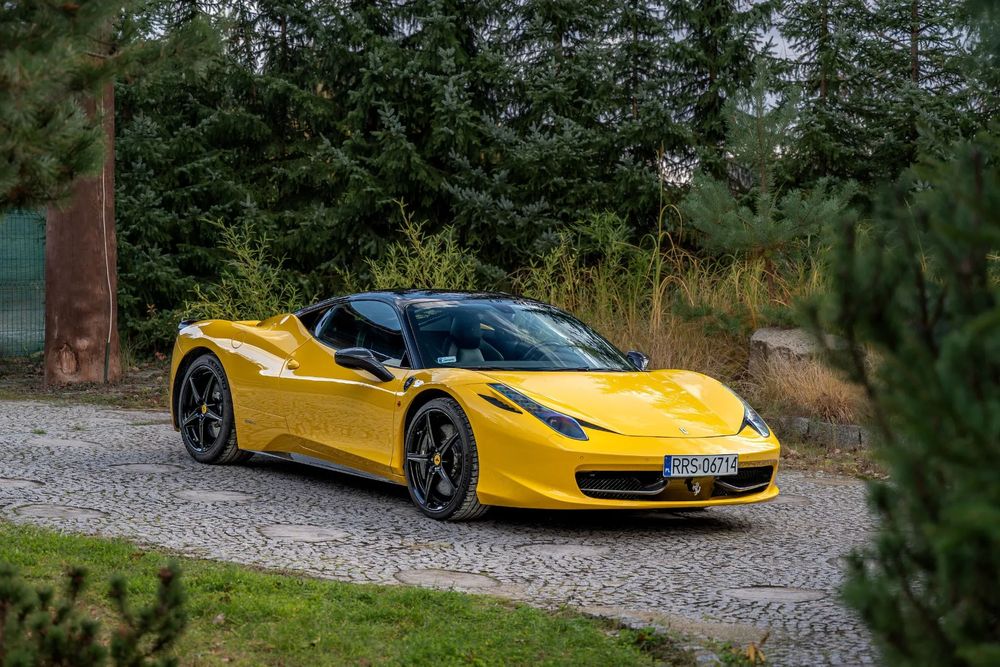 Ferrari 458 Italia 4.5 V8 569KM / Pakiet Carbon / Kierownica LED / Oryginalny przebieg