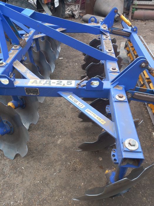 Продам дискову борону агд 2,5.