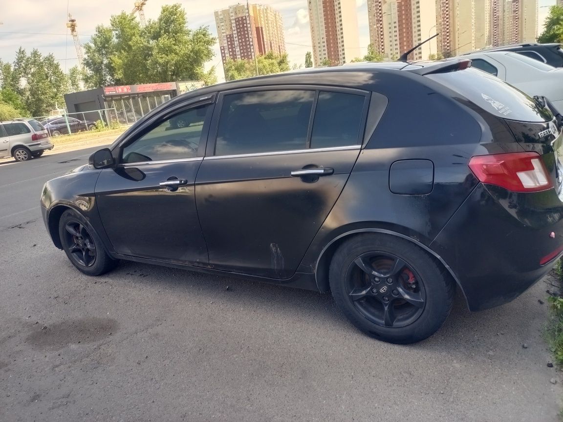 Продам автомобіль Geely