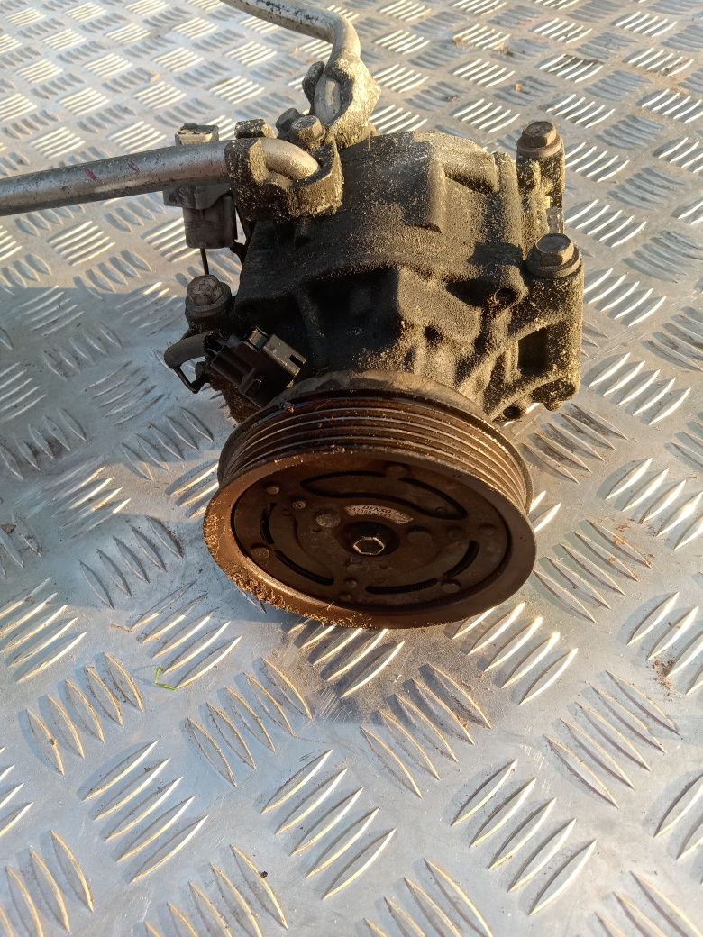 Toyota corolla e12 2.0d4d sprężarka klimatyzacji