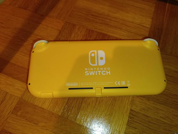 Konsola Nintendo switch lite zolta zamienię