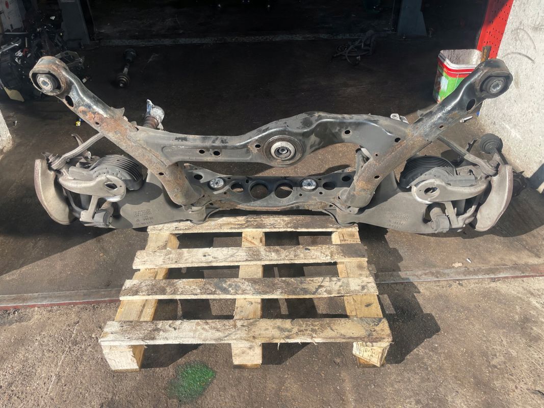 Audi A4 B8 Wózek Sanki Zawieszenie Tył Kompletne Quatrro 8rl