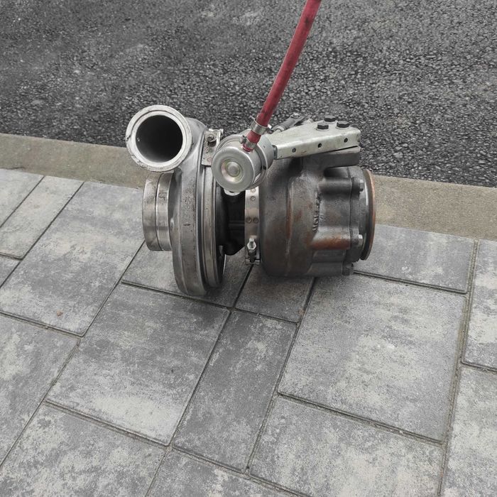 turbosprężarka volvo fh  fm turbina nowa