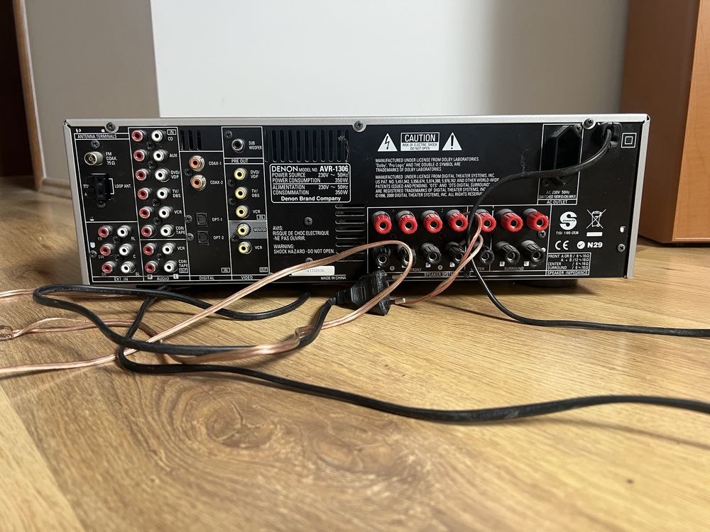 amplituner AV Surround Denon AVR-1306 i kolumy podlogowych koda AV701F