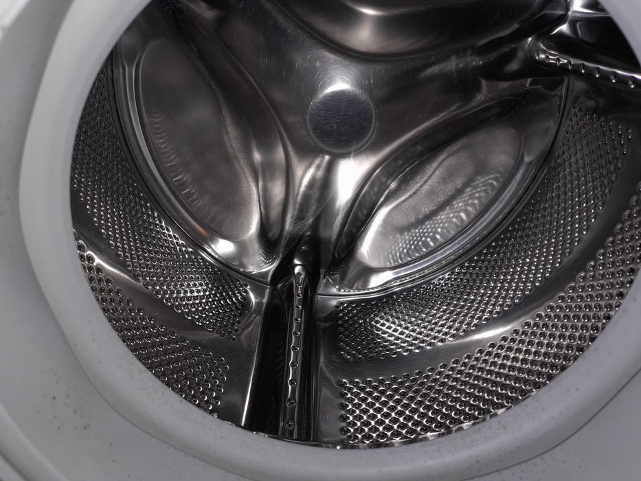 Máquina lavar roupa bosch 4 ecosilence Drive praticamente nova.