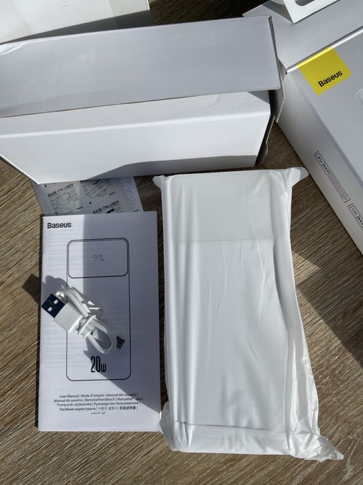 Повербанк Baseus Bipow Digital Display 30000mAh 20W