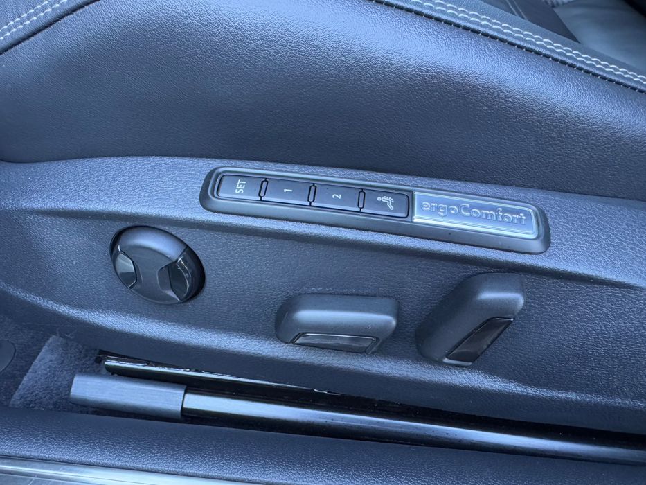 Volkswagen Passat R-LINE HIGHLINE 2.0TDI 2019