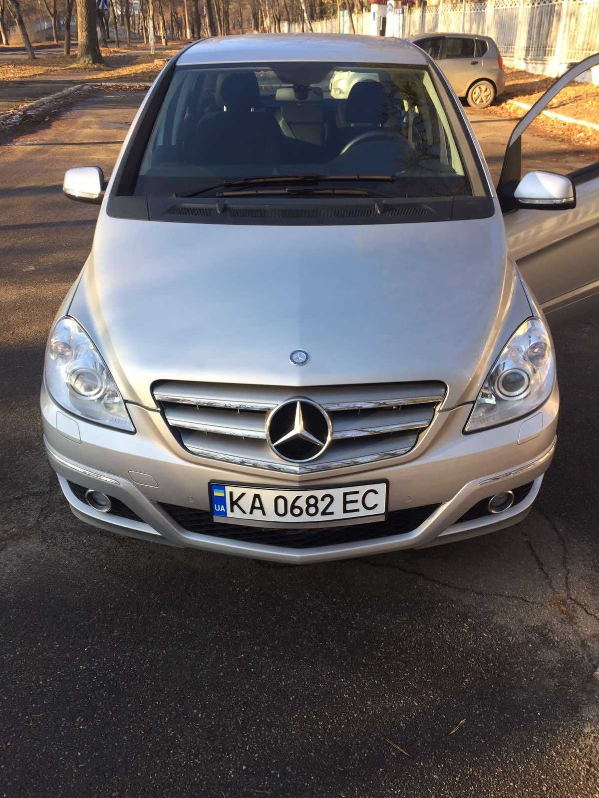 Mercedes-Benz B 180 2010