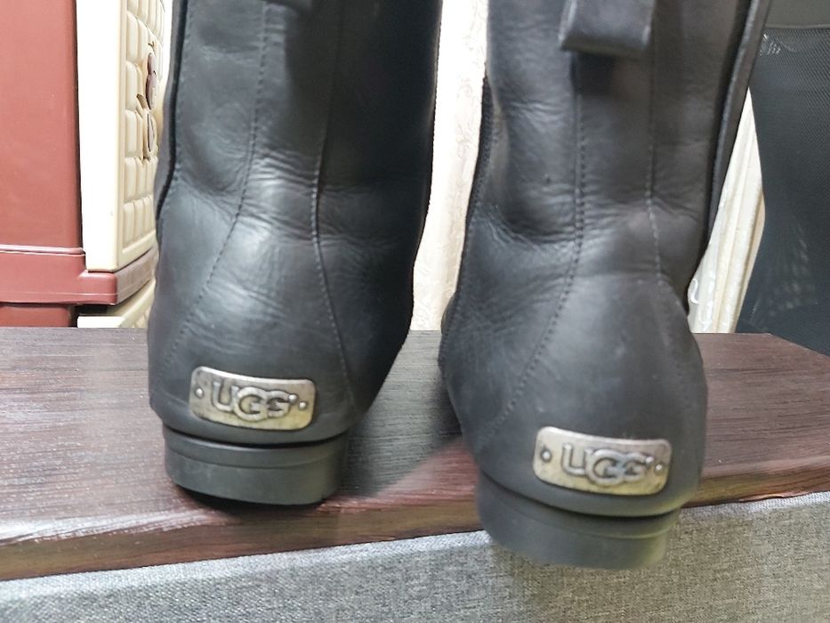 Ugg чоботи черевики ботинки ботінки 41 розмір