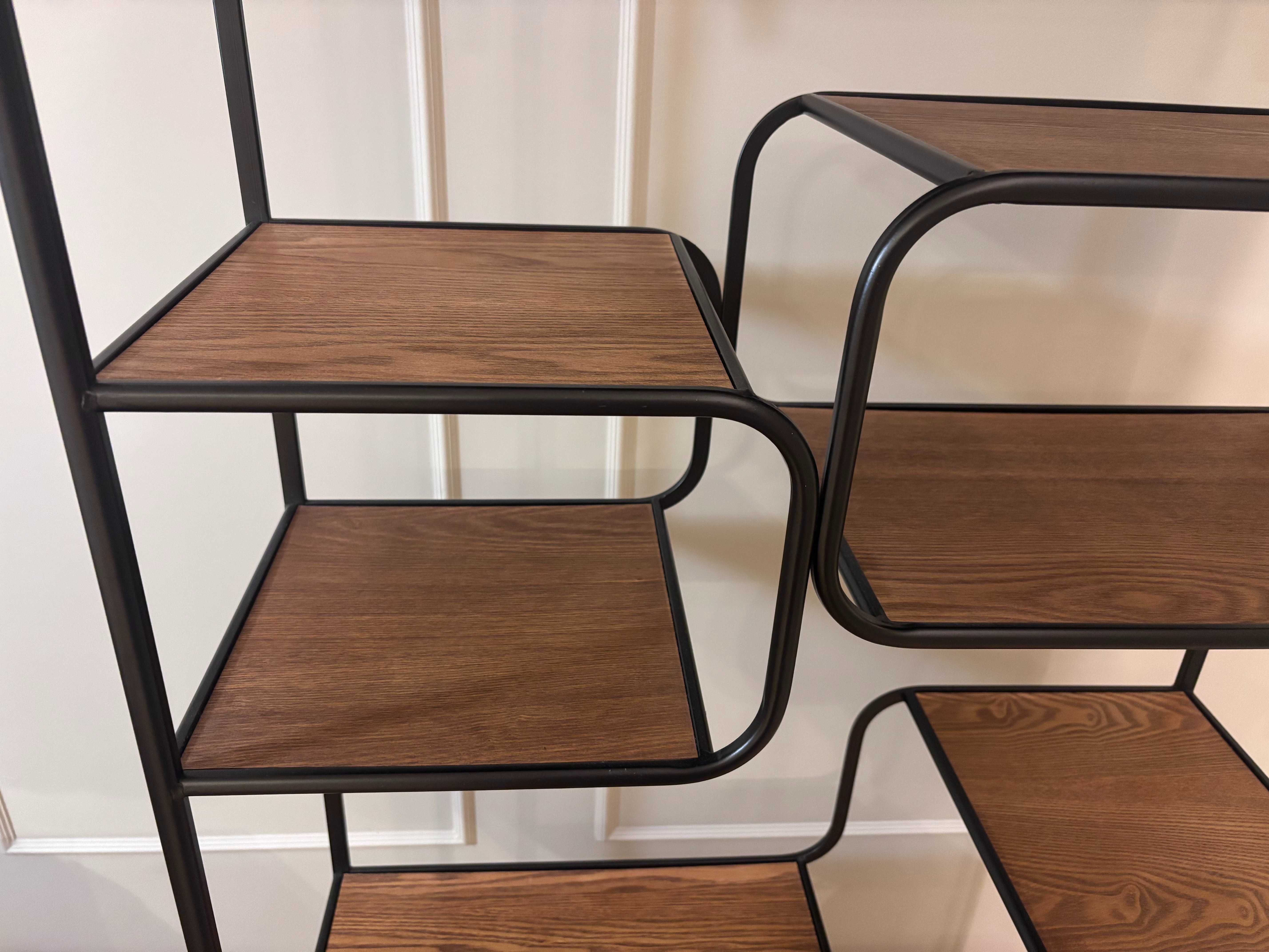 Designerski regał metalowy loft | TK Maxx | idealny do salonu, biura