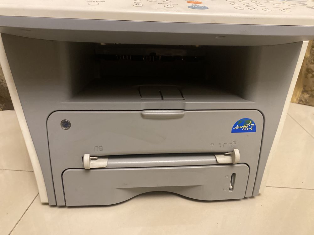 Принтер-сканер-факс Samsung SCX-4216F