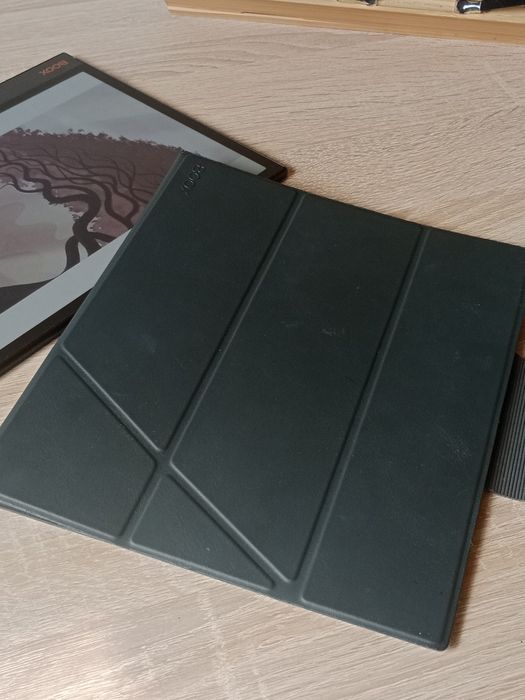 Tablet Onyx boox Note Air 3 C + etui + rysiki