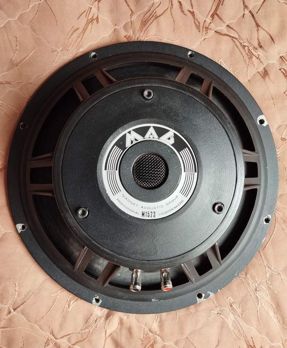 Професійний підсилювач потужності PHONIC MAX2500.Динамік MAG M1523.