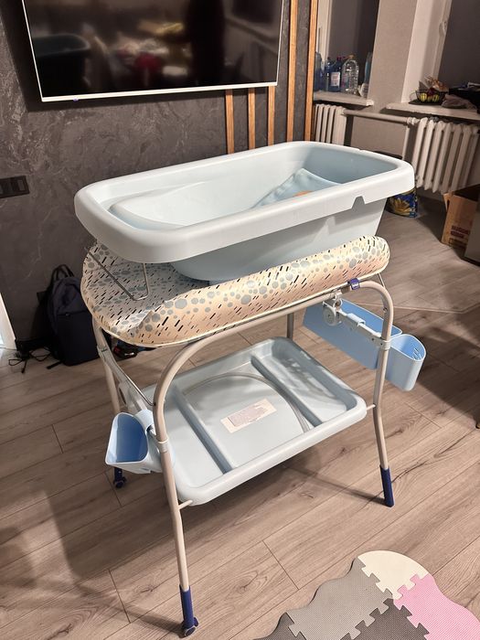 пеленальний столик з ванночкою Chicco Cuddle & Bubble
