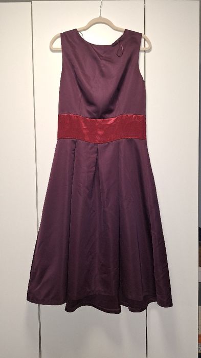 Sukienka satynowa na święta midi 42 Top Secret śliwkowa