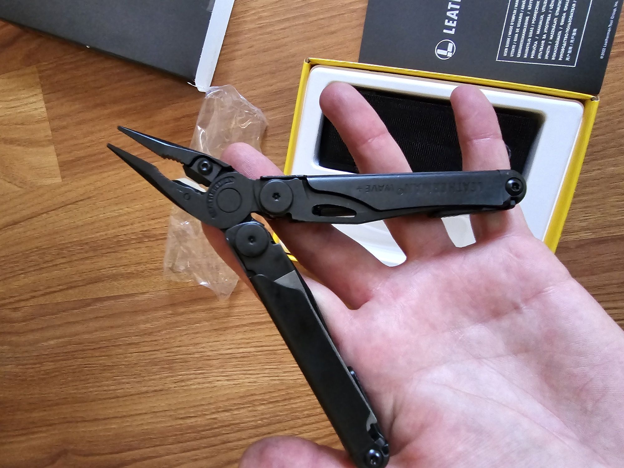 Мультітул Leatherman Wave Plus Black