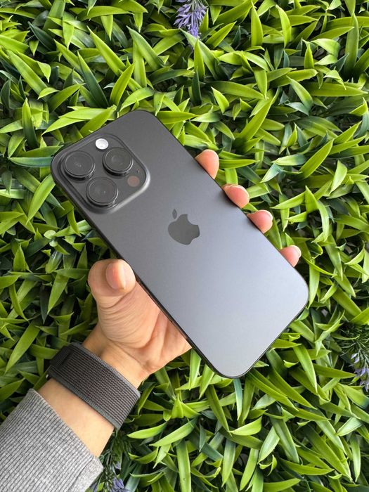 iPhone 16 Pro 6.3″ 128GB Titânio Preto - Loja Ovar